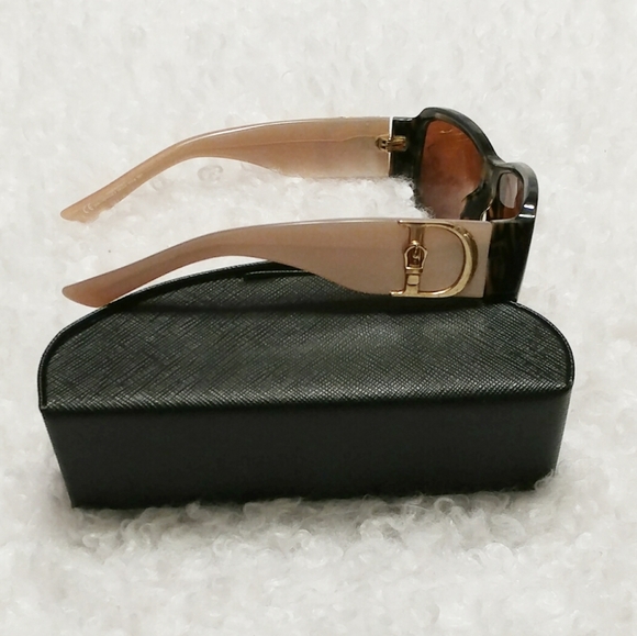 Christian Dior Vintage Sunnies - Picture 3 of 7